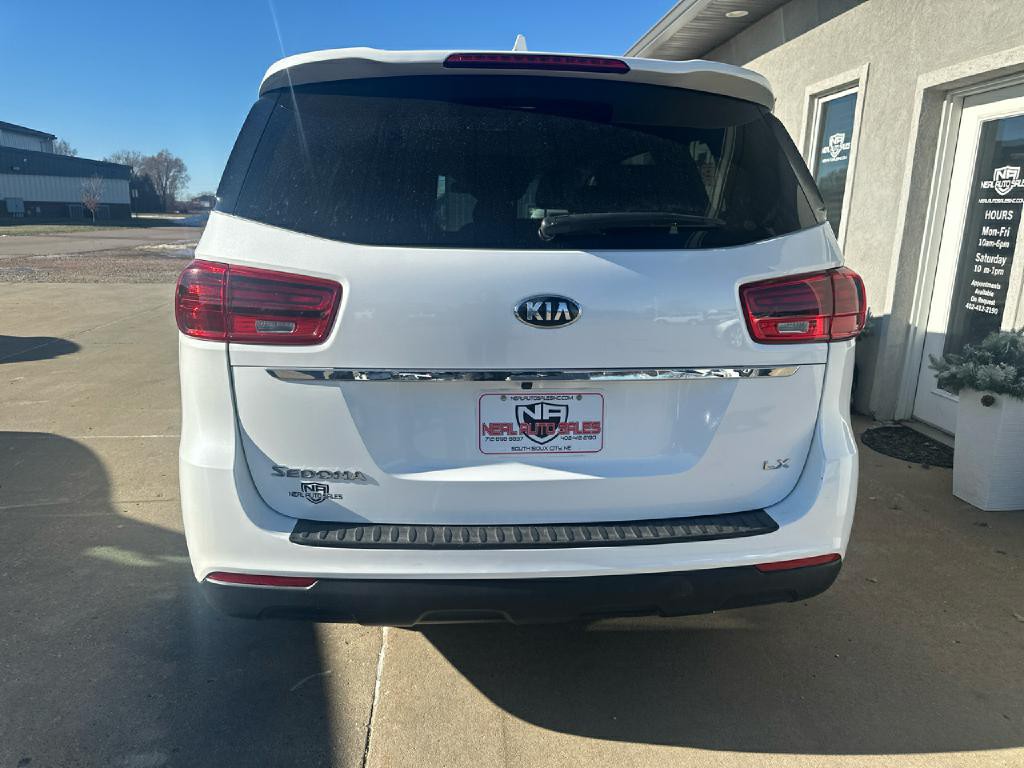 2020 Kia Sedona Image 5