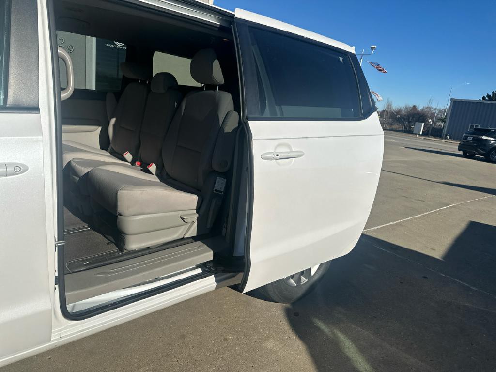 2020 Kia Sedona Image 9