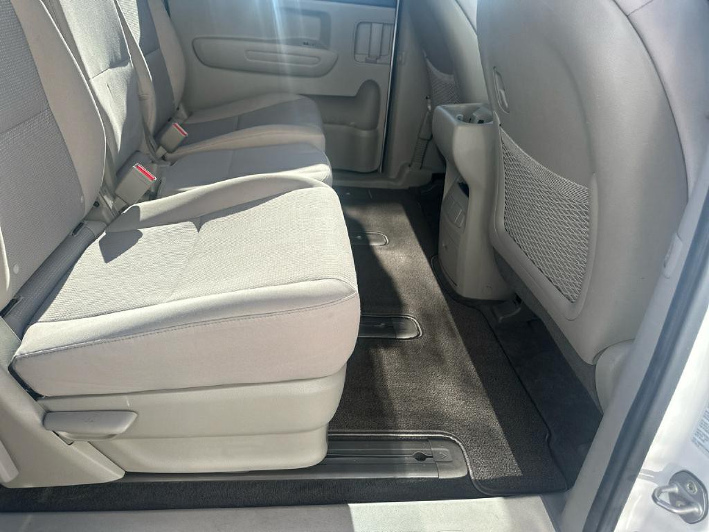 2020 Kia Sedona Image 14