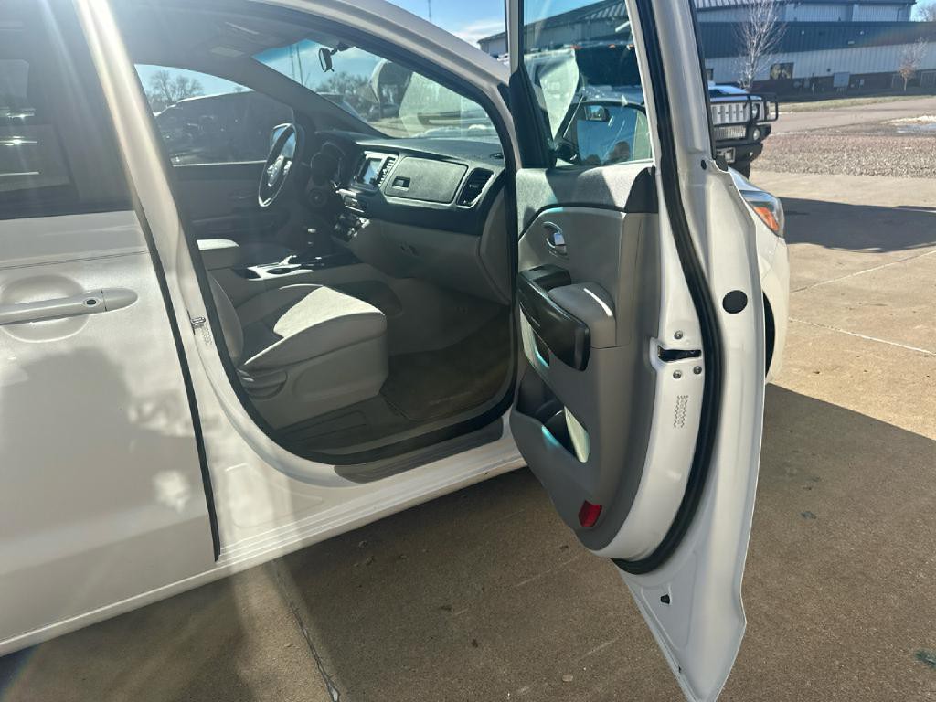 2020 Kia Sedona Image 19