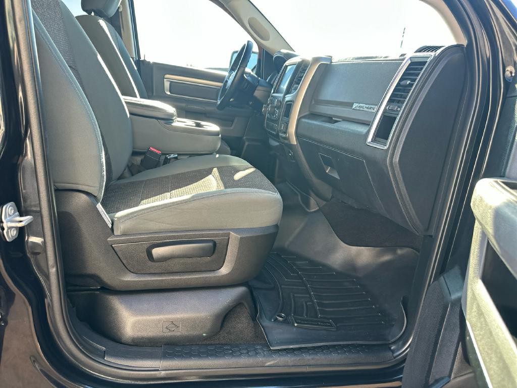 2018 RAM 1500 Image 15