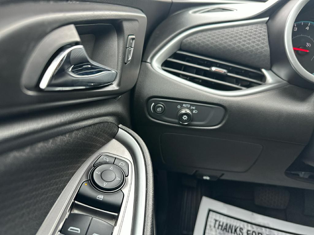 2018 Chevrolet Malibu Image 17