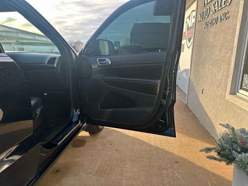 2019 Jeep Grand Cherokee Image 12