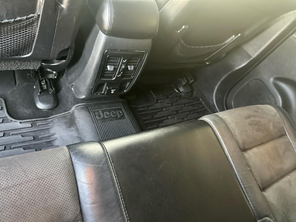 2019 Jeep Grand Cherokee Image 16