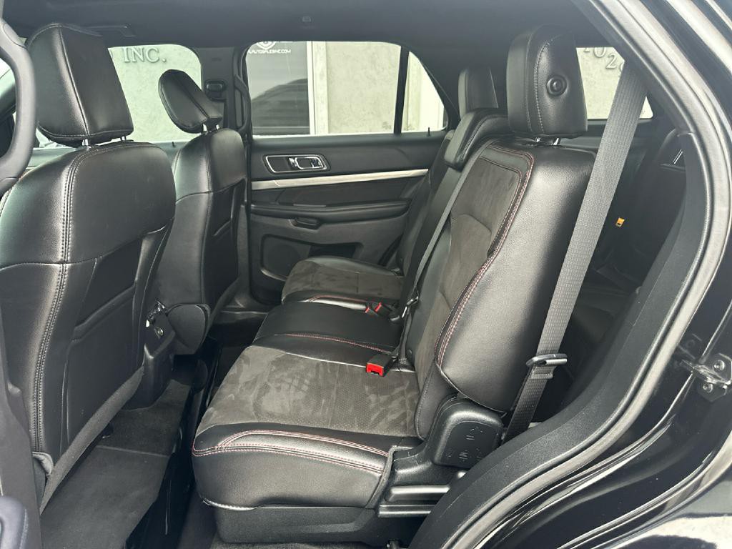 2018 Ford Explorer Image 9
