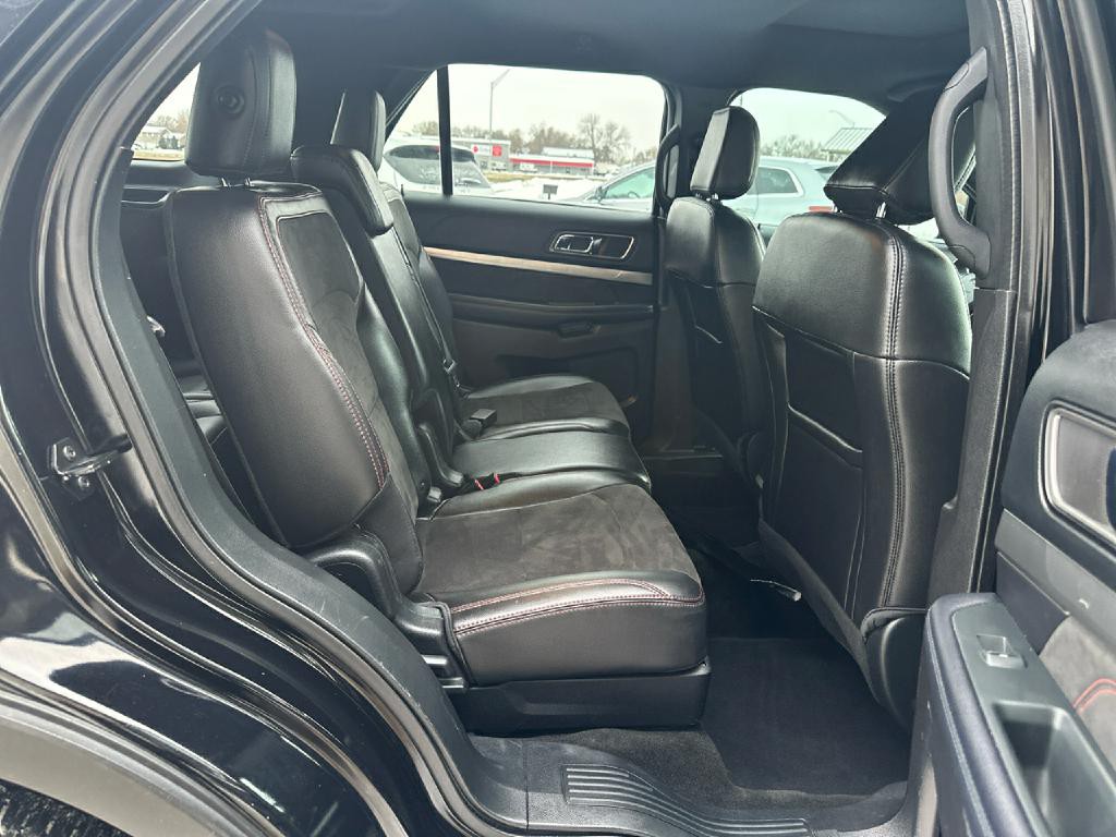 2018 Ford Explorer Image 15