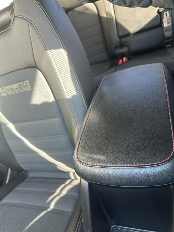 2016 GMC Canyon Image 25