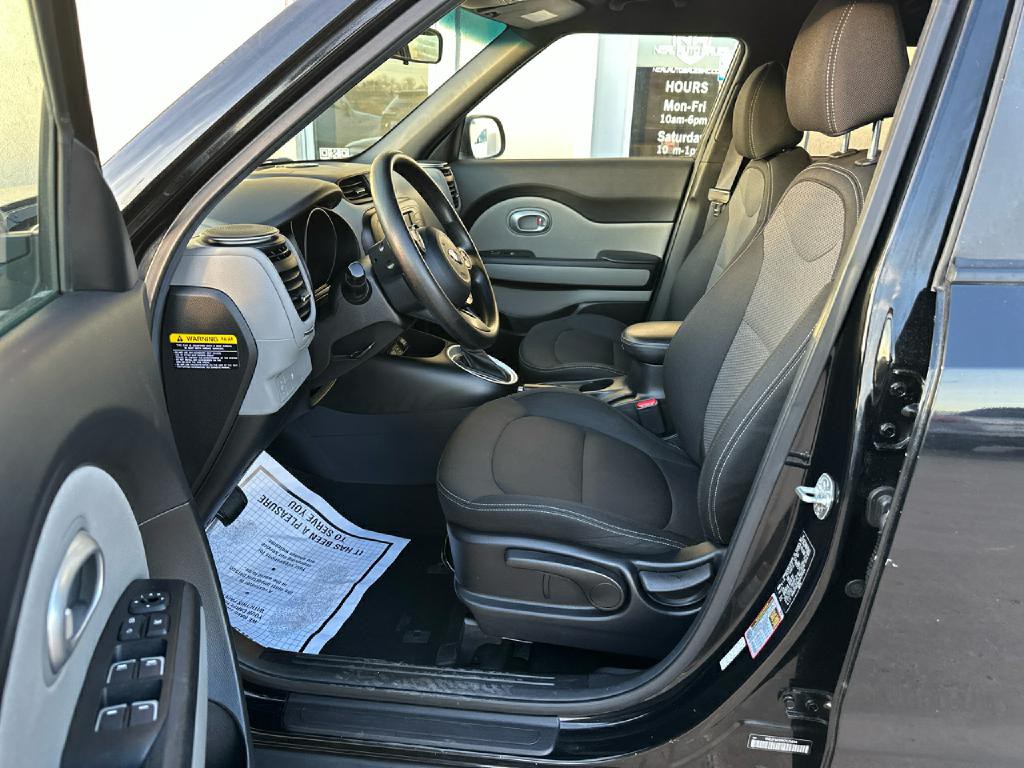 2017 Kia Soul Image 11
