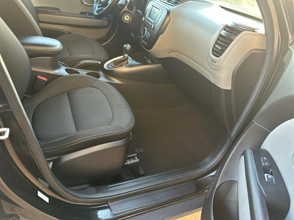 2017 Kia Soul Image 15