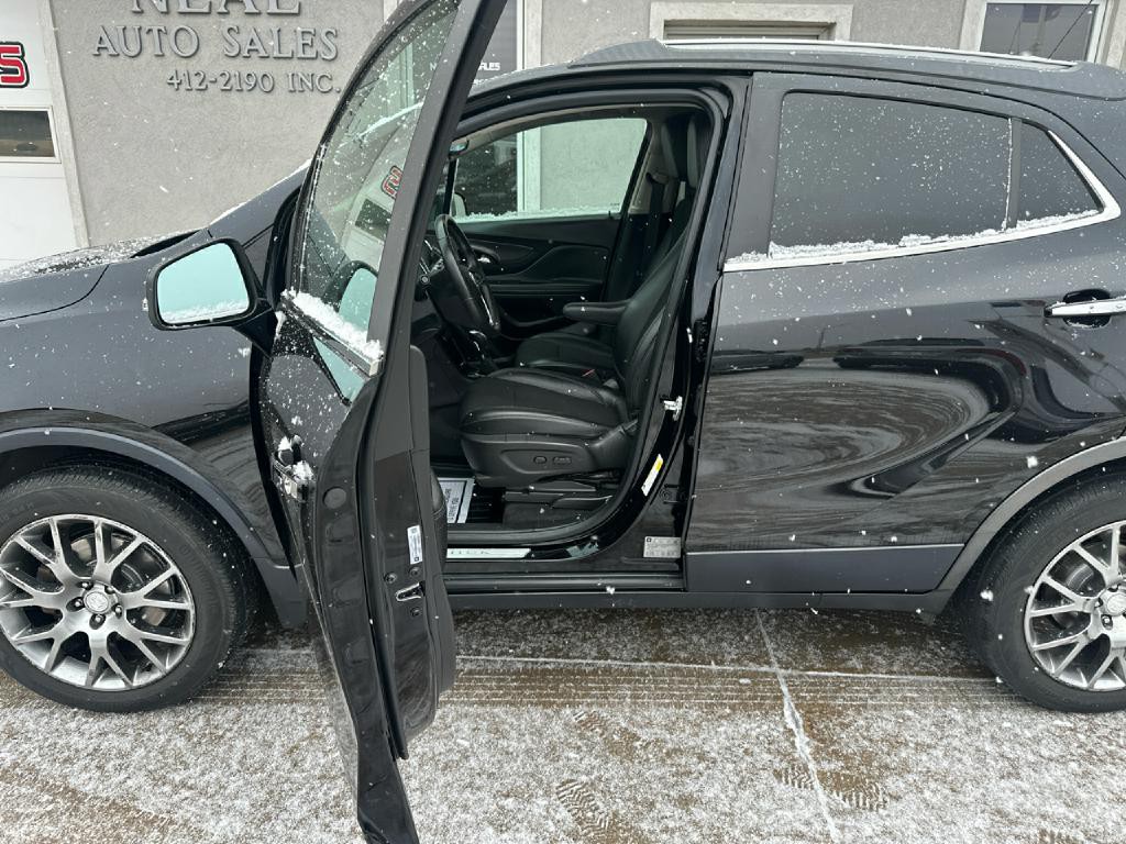 2017 Buick Enclave Image 9