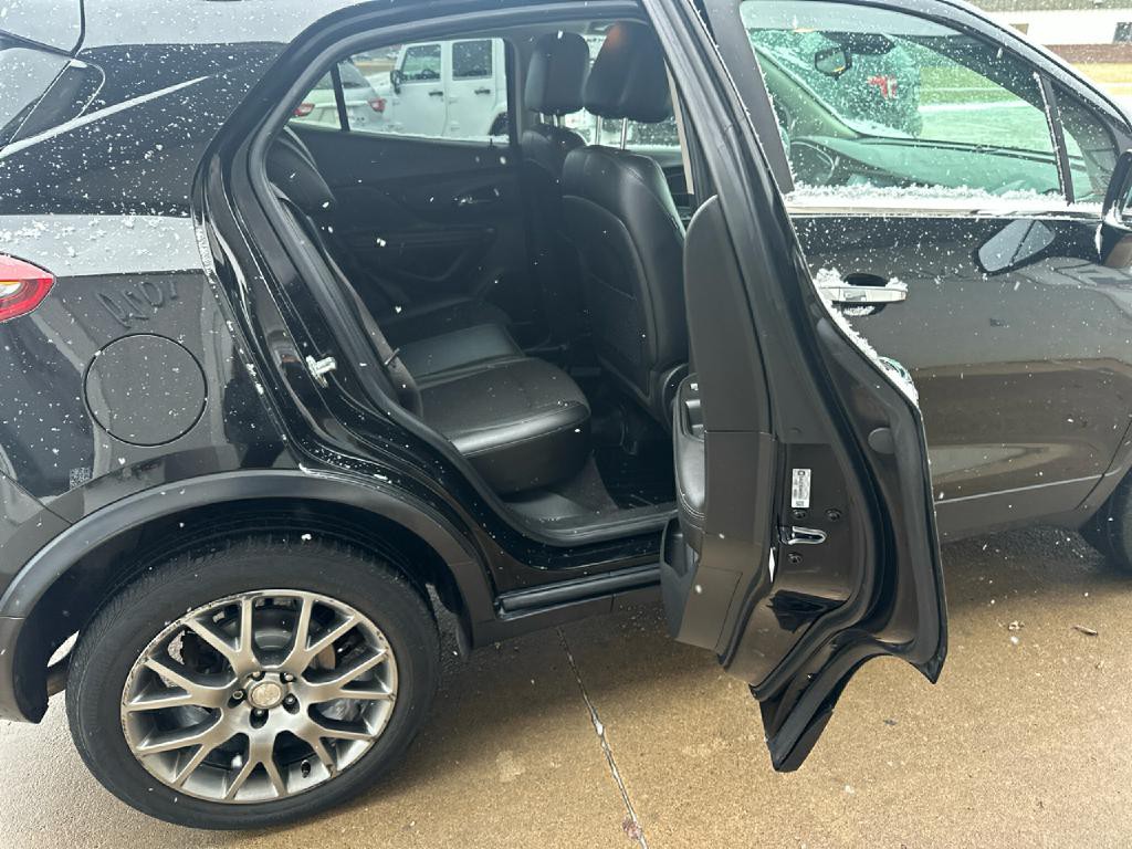 2017 Buick Enclave Image 11