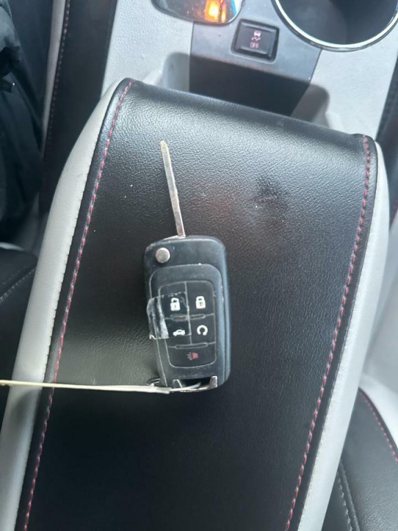 2010 GMC Terrain Image 25