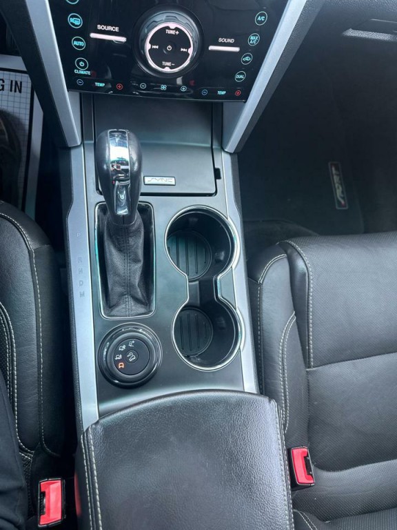 2015 Ford Explorer Image 23