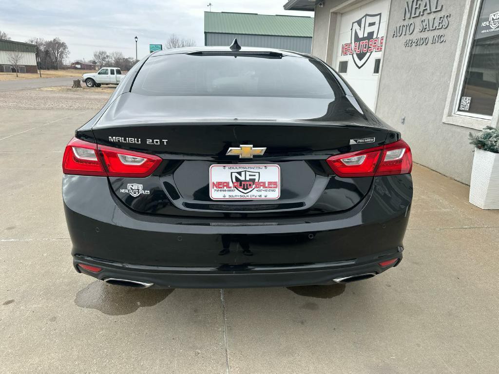 2016 Chevrolet Malibu Image 5