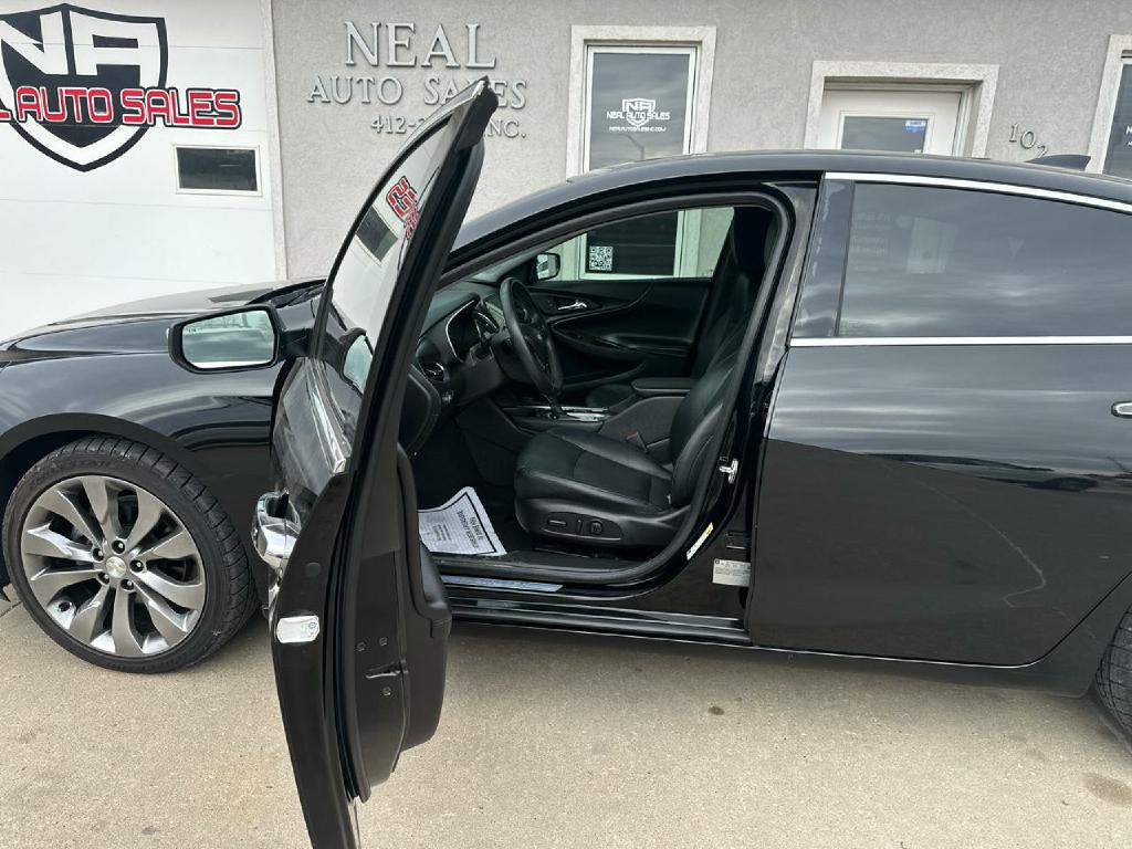 2016 Chevrolet Malibu Image 9