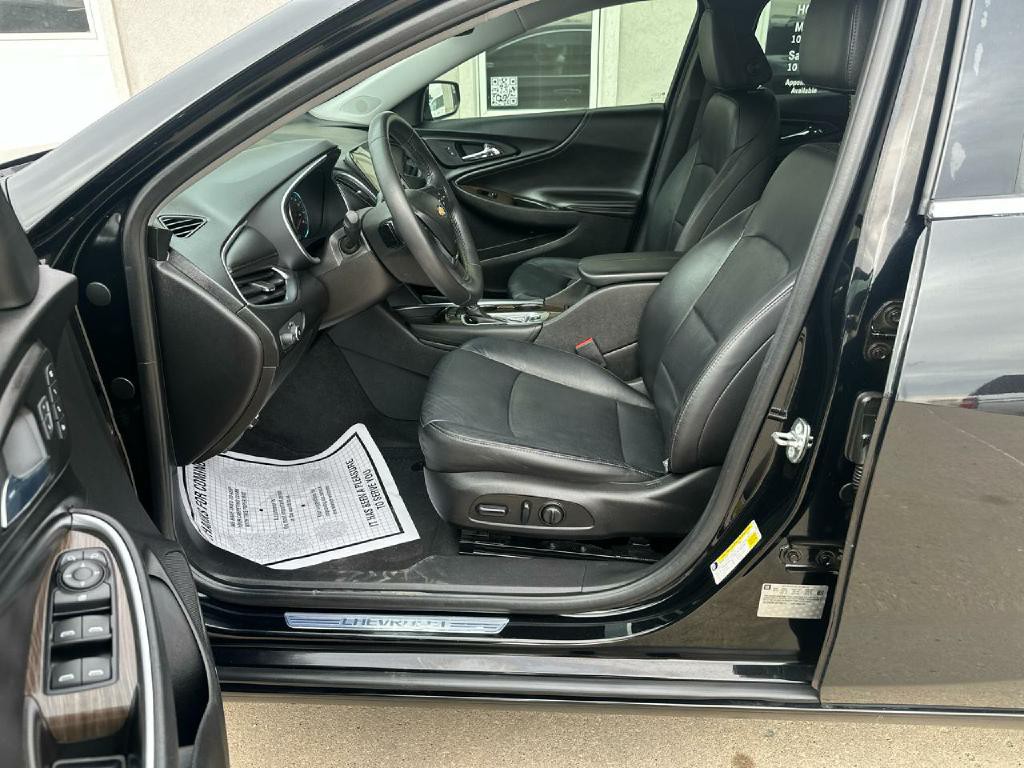 2016 Chevrolet Malibu Image 10