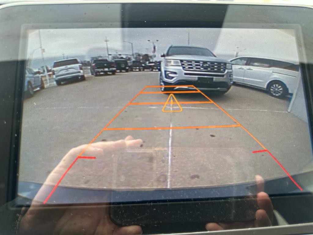 2016 Chevrolet Malibu Image 19