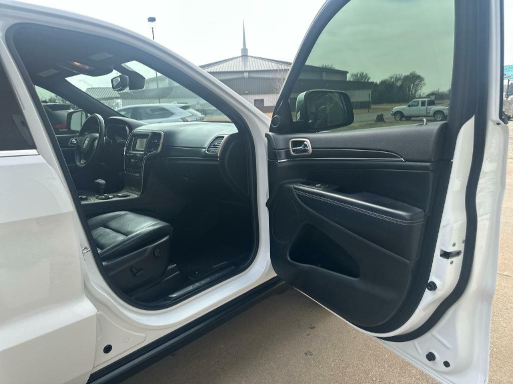 2014 Jeep Grand Cherokee Image 16