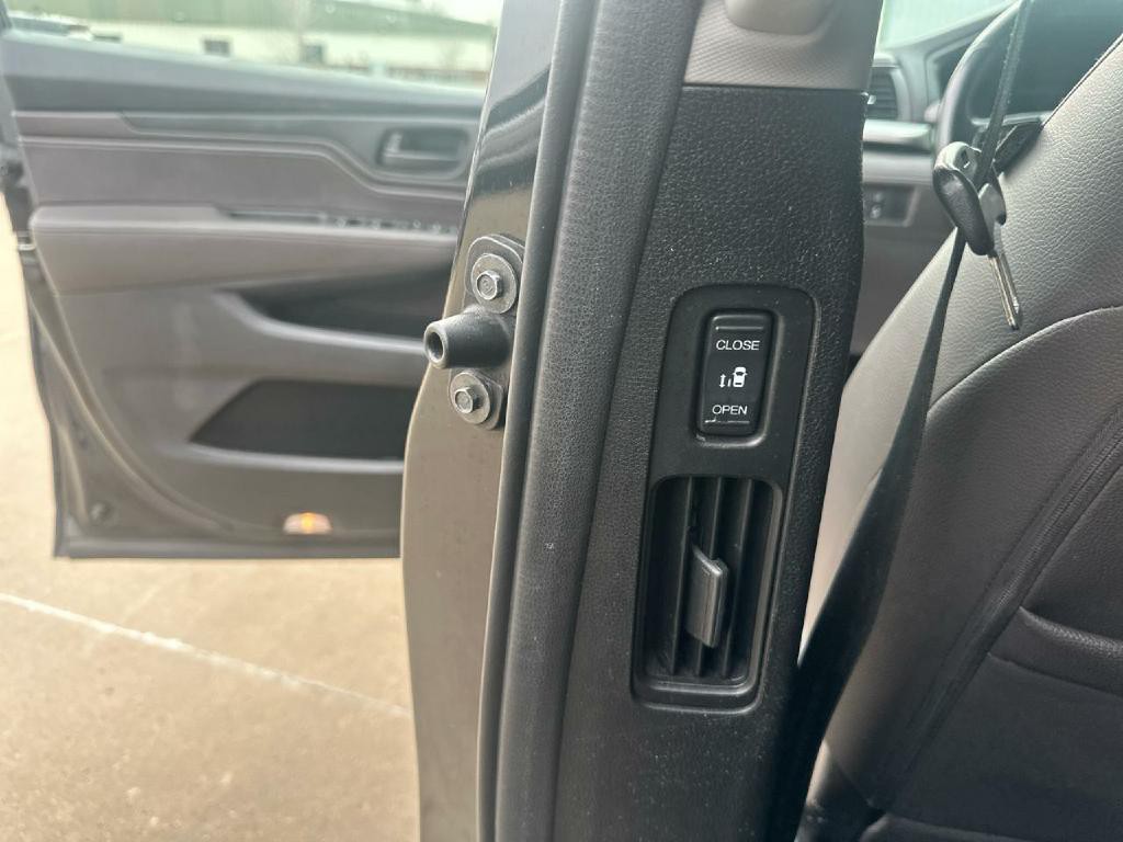 2018 Honda Odyssey Image 11