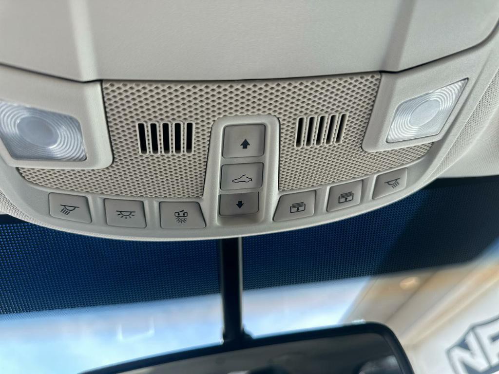 2016 Ford Edge Image 25