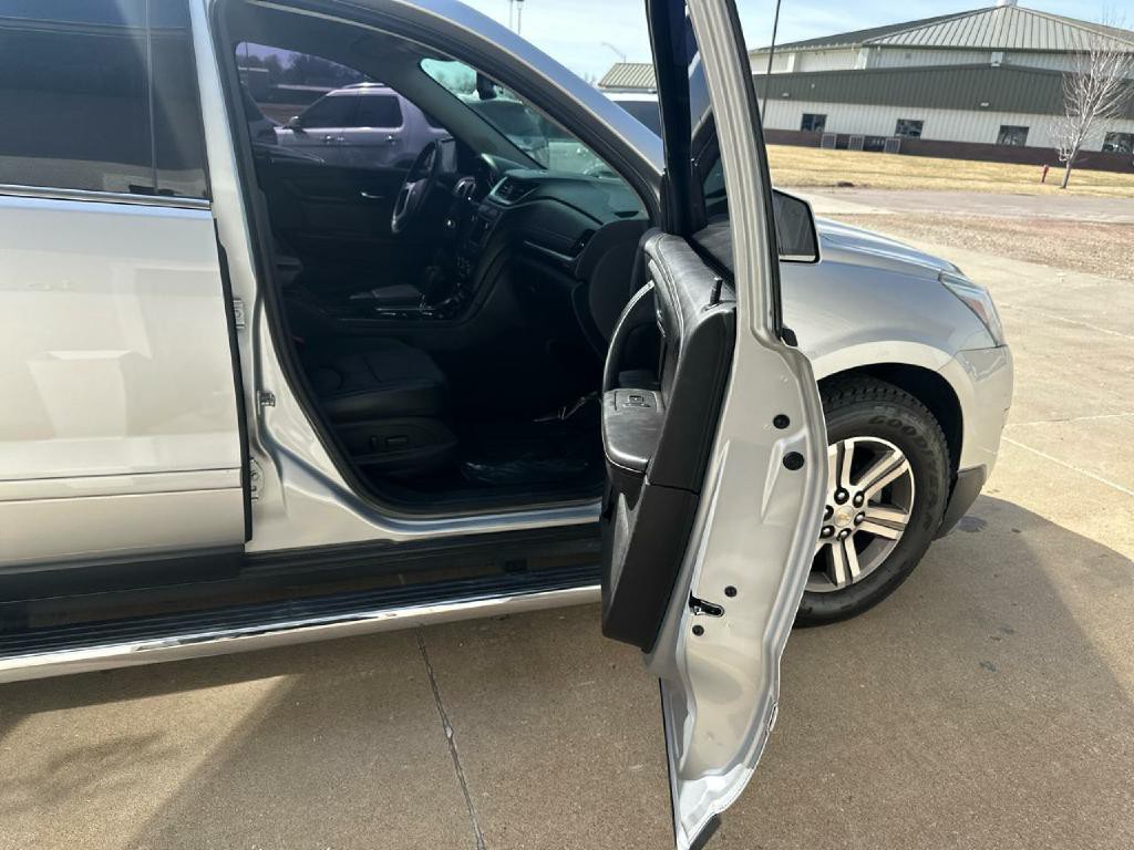 2017 Chevrolet Traverse Image 15