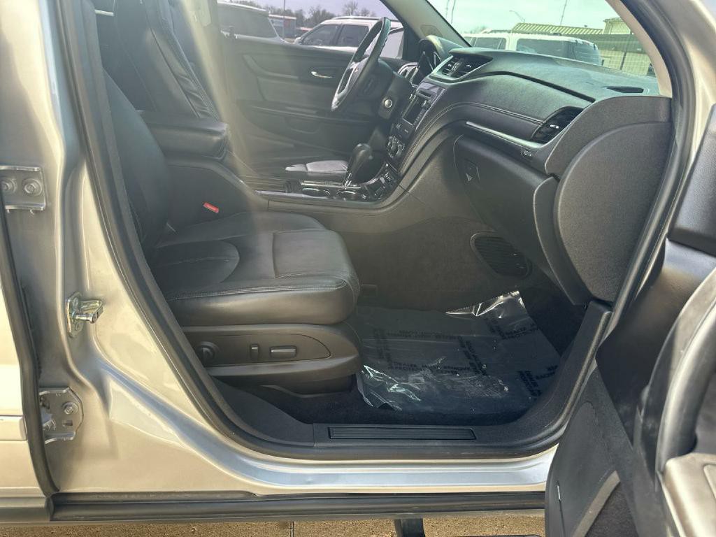 2017 Chevrolet Traverse Image 16