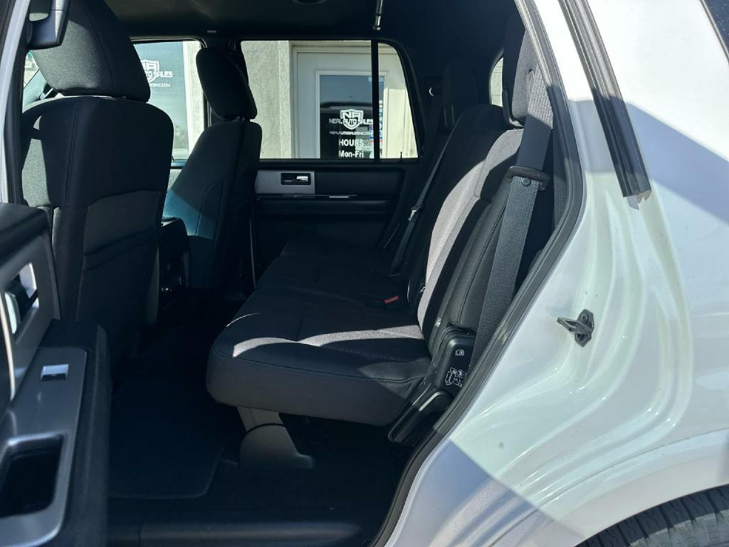 2017 Ford Expedition Image 8