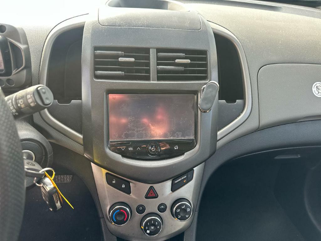 2015 Chevrolet Sonic Image 14