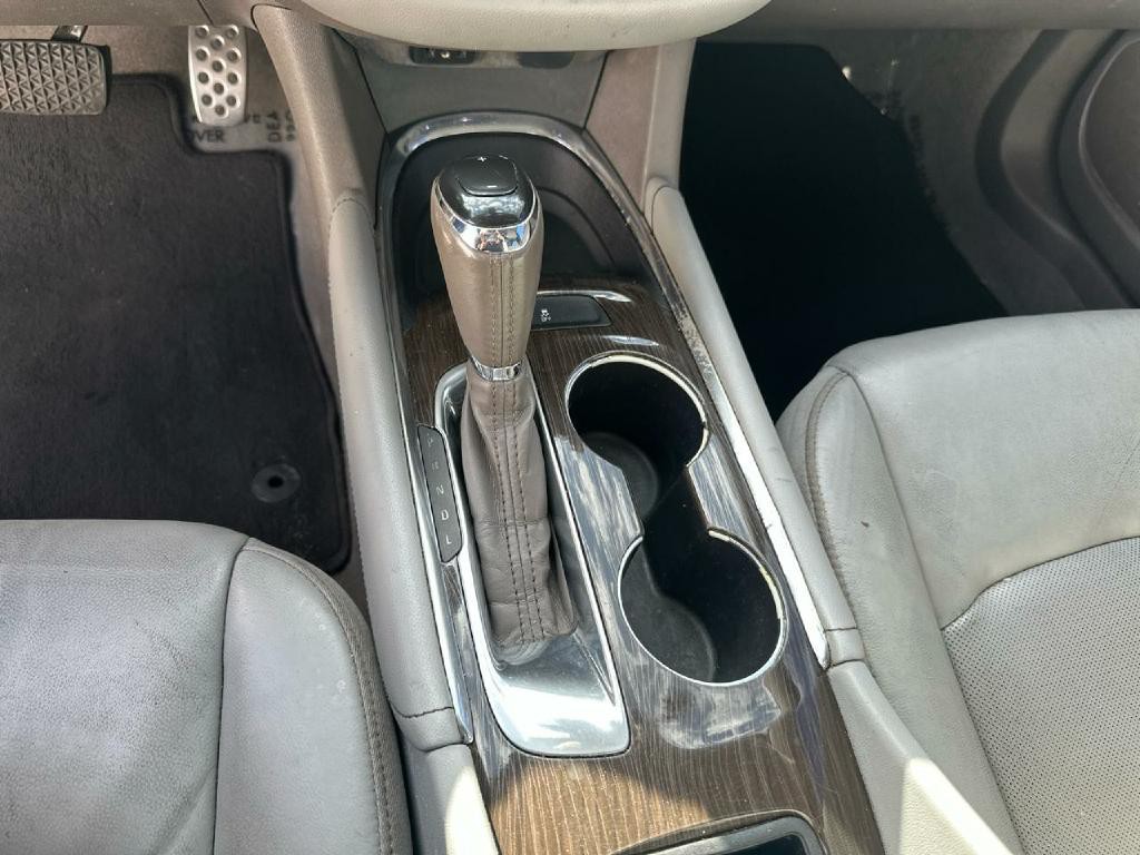 2017 Chevrolet Malibu Image 14
