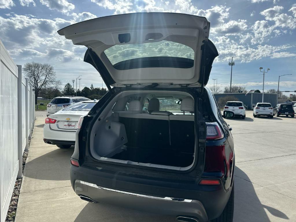 2019 Jeep Cherokee Image 5