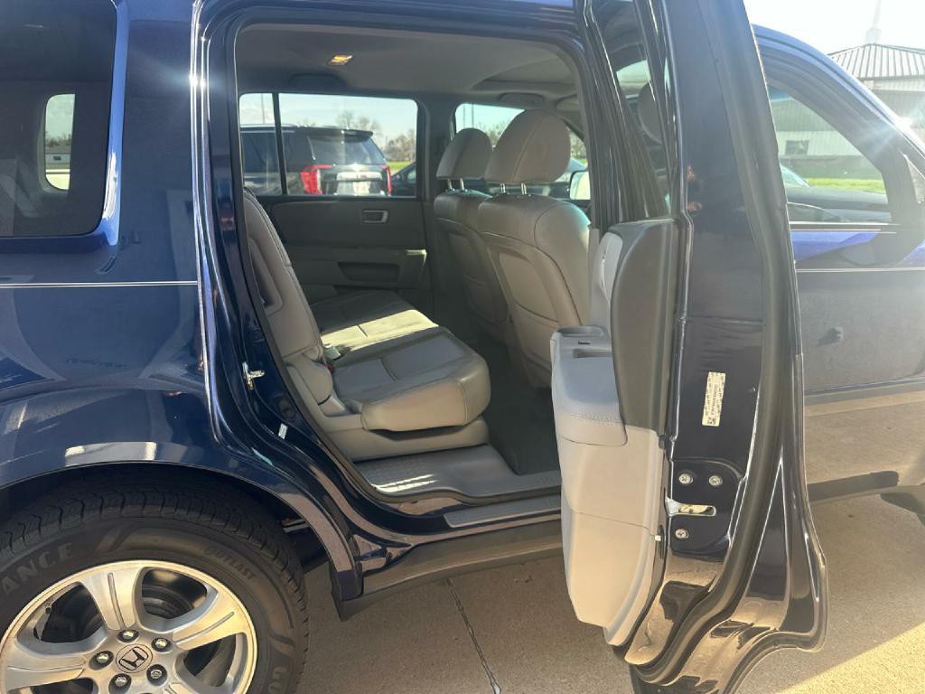 2015 Honda Pilot Image 13