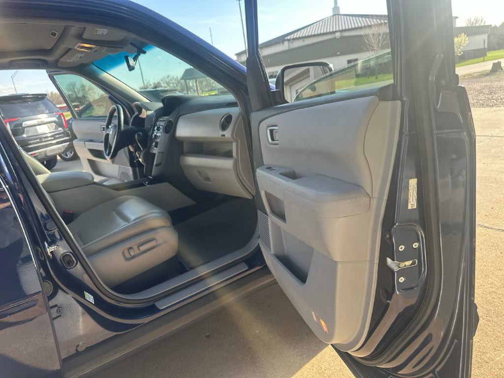 2015 Honda Pilot Image 16