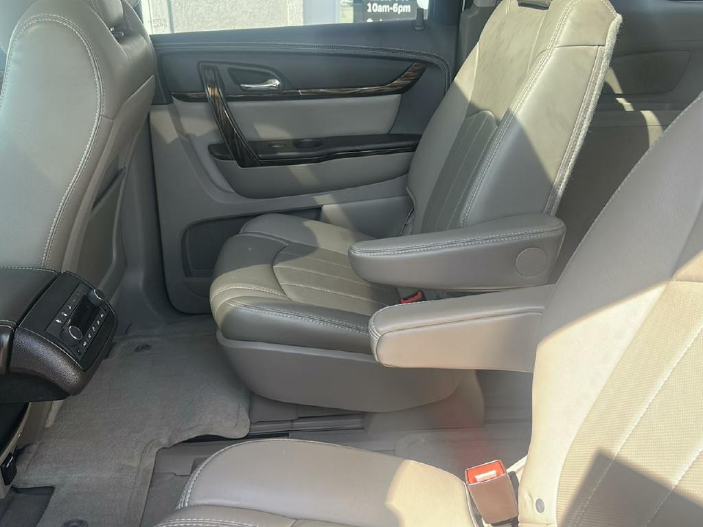 2014 GMC Acadia Image 11