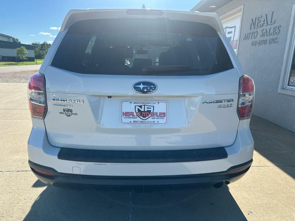 2016 Subaru Forester Image 5