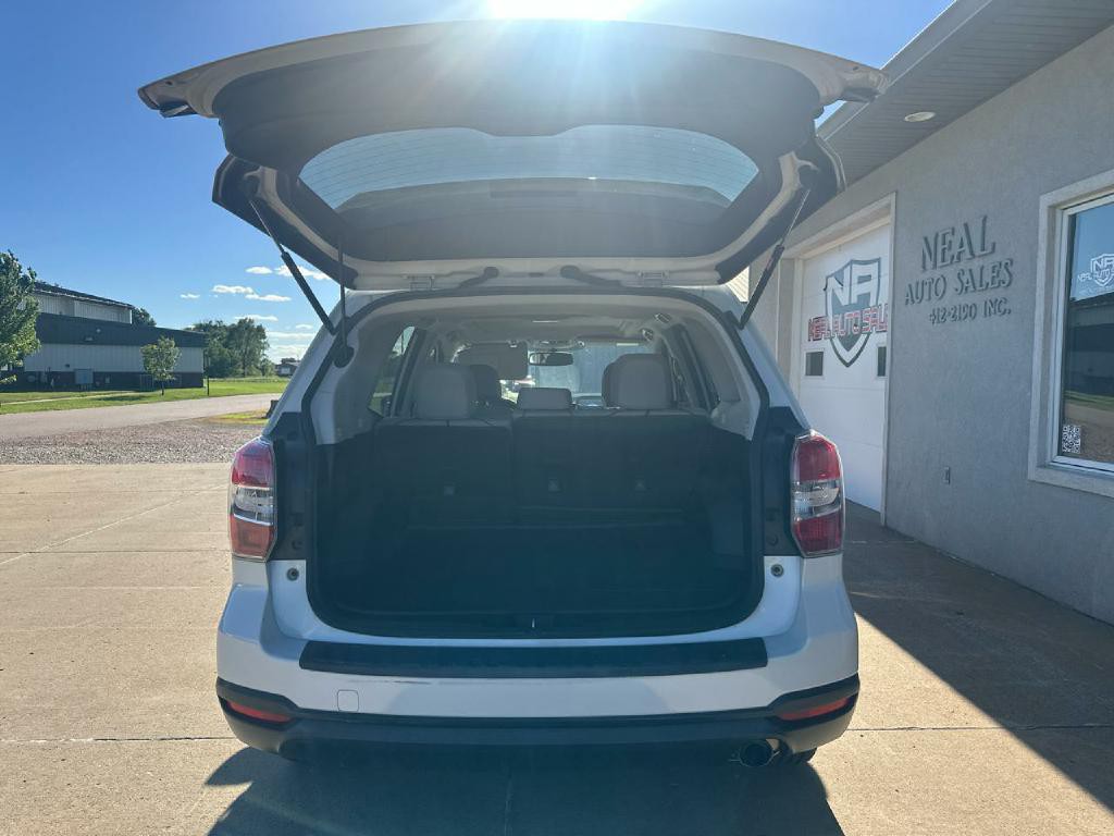 2016 Subaru Forester Image 6