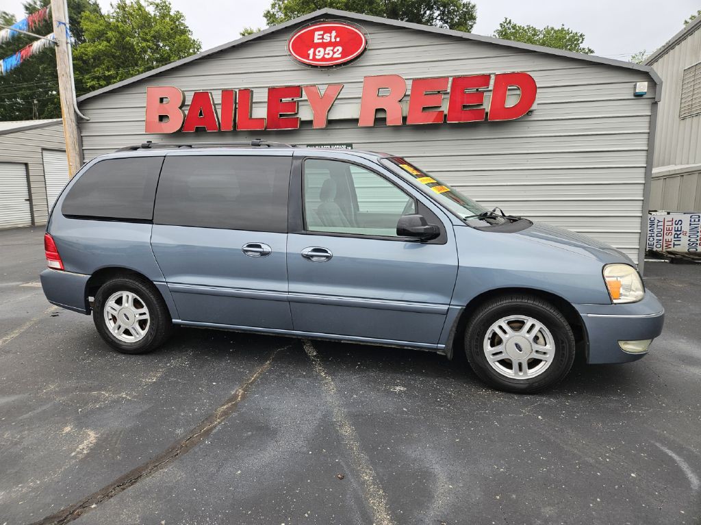 2004 Ford Freestar Image 4