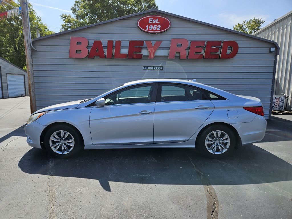 2012 Hyundai Sonata Image 1