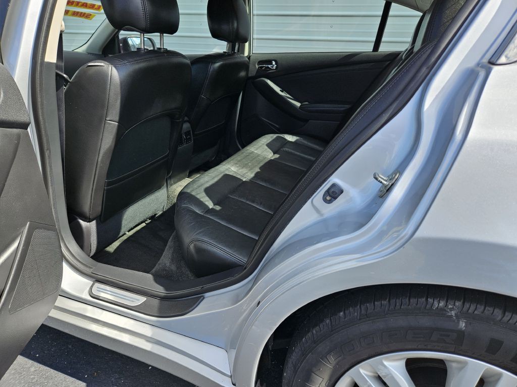 2012 Nissan Altima Image 5