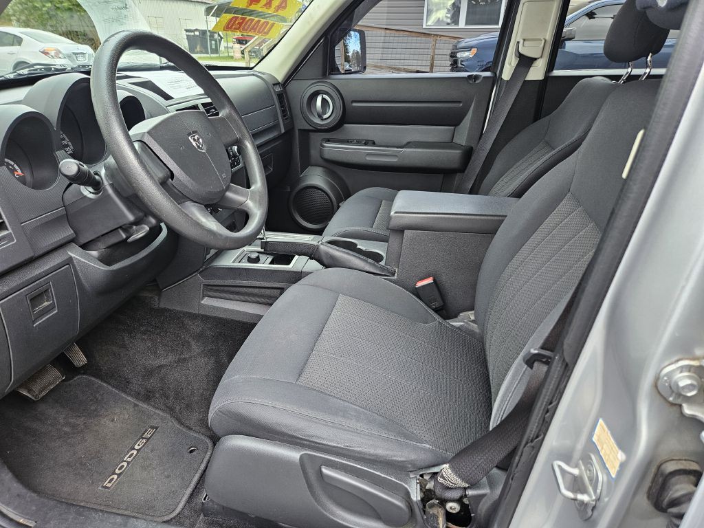 2011 Dodge Nitro Image 4