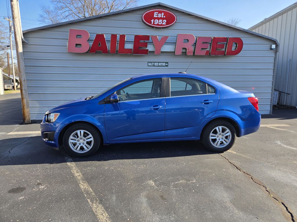 2016 Chevrolet Sonic Image 1