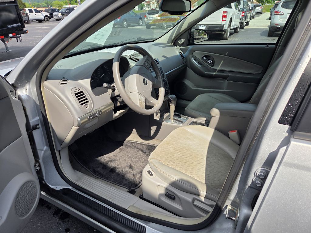 2005 Chevrolet Malibu Image 3