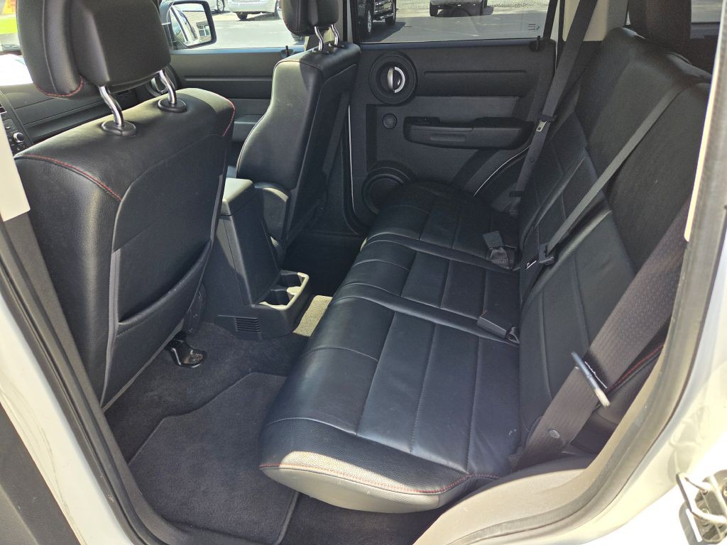 2011 Dodge Nitro Image 5