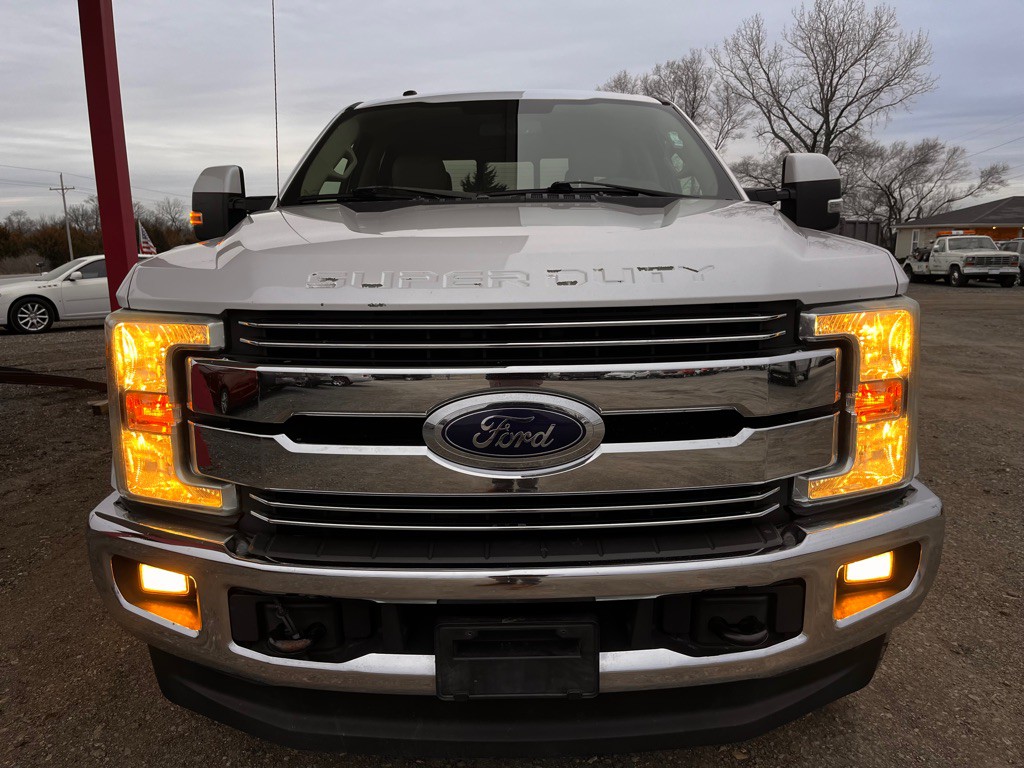 2017 Ford F-250 Image 3