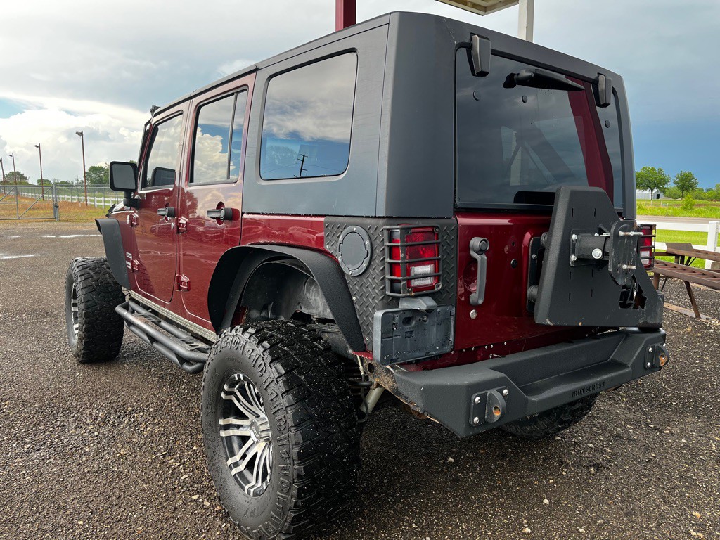 2010 Jeep Wrangler Unlimited Image 3