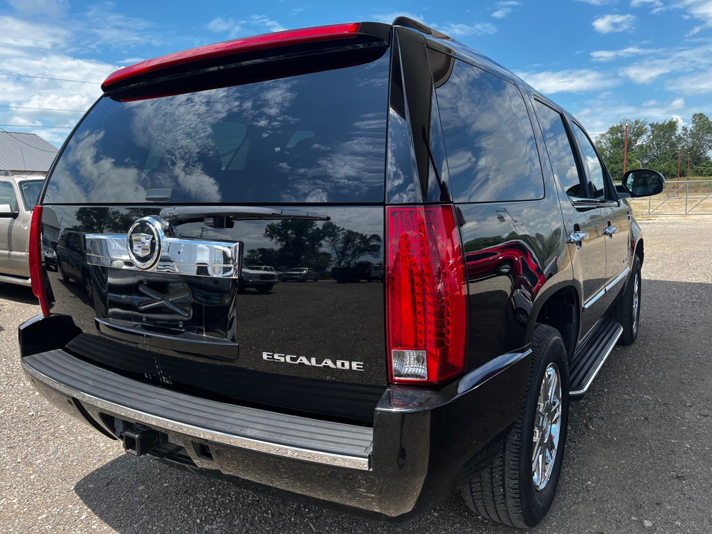 2008 Cadillac Escalade Image 5