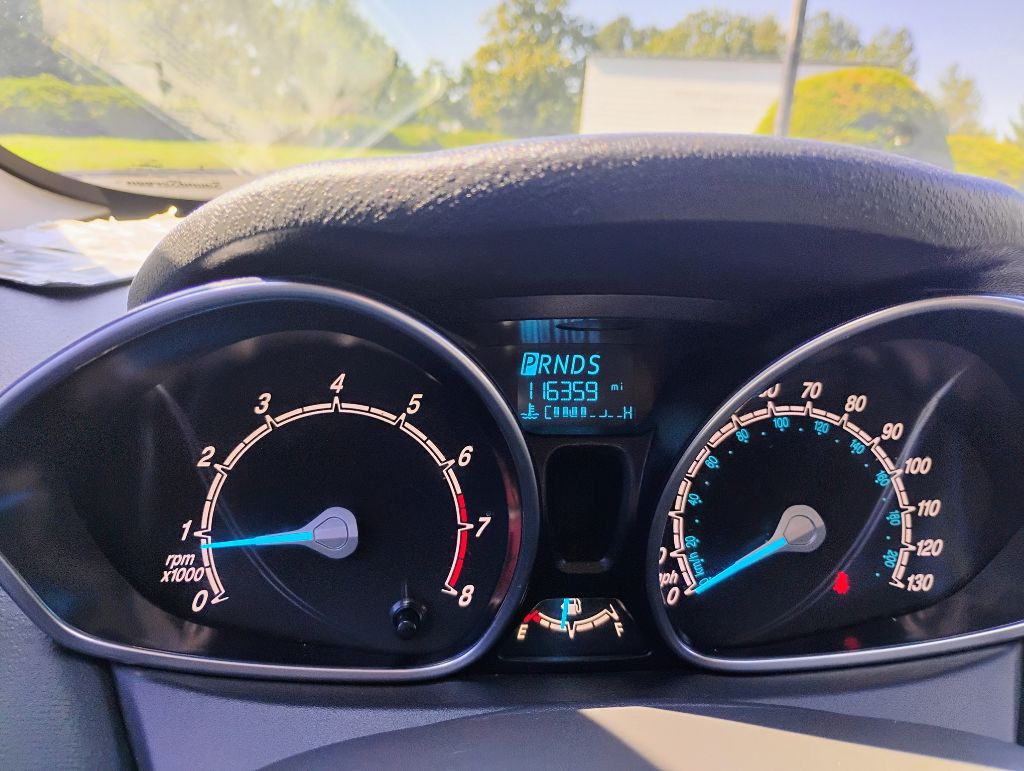 2015 Ford Fiesta Image 9