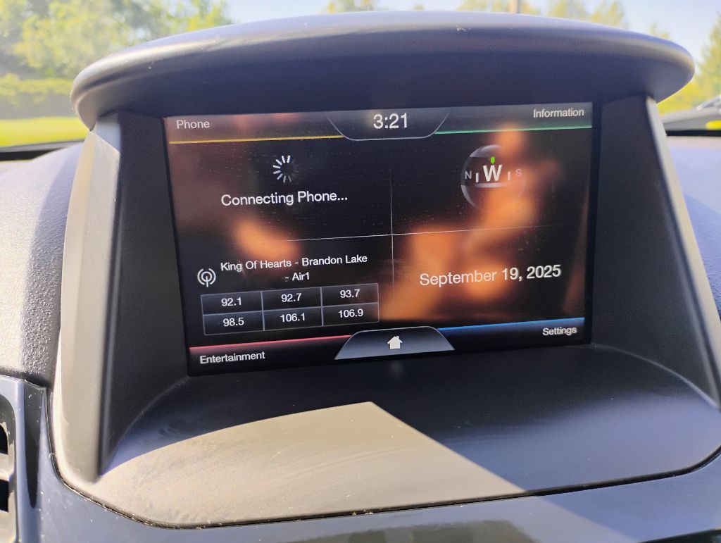 2015 Ford Fiesta Image 12