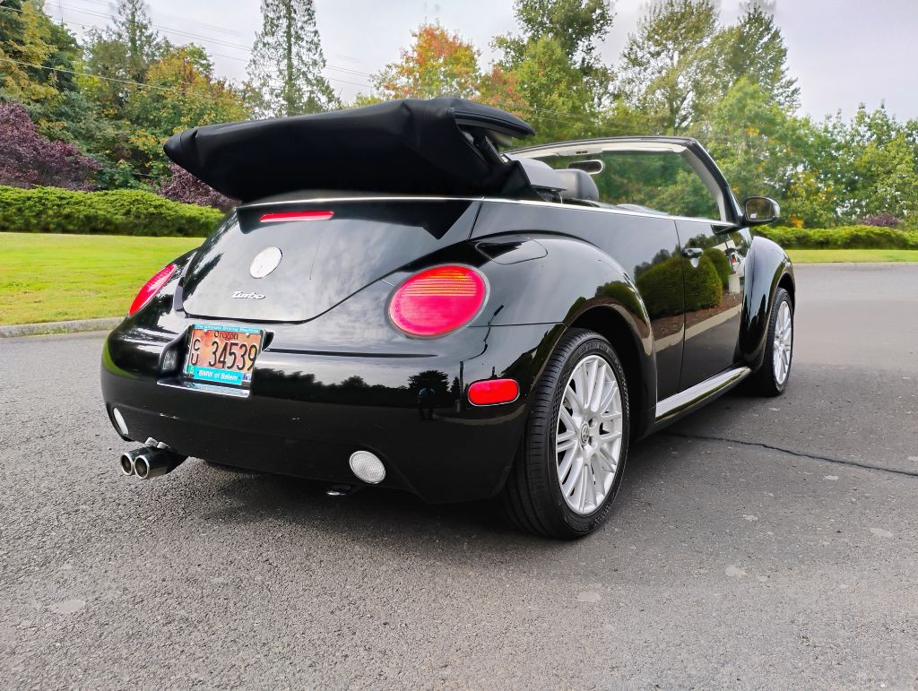 2003 Volkswagen Beetle Image 3
