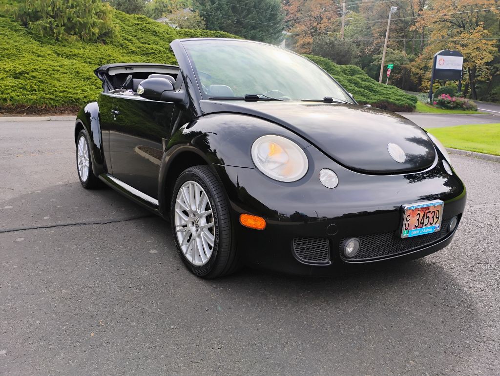 2003 Volkswagen Beetle Image 4