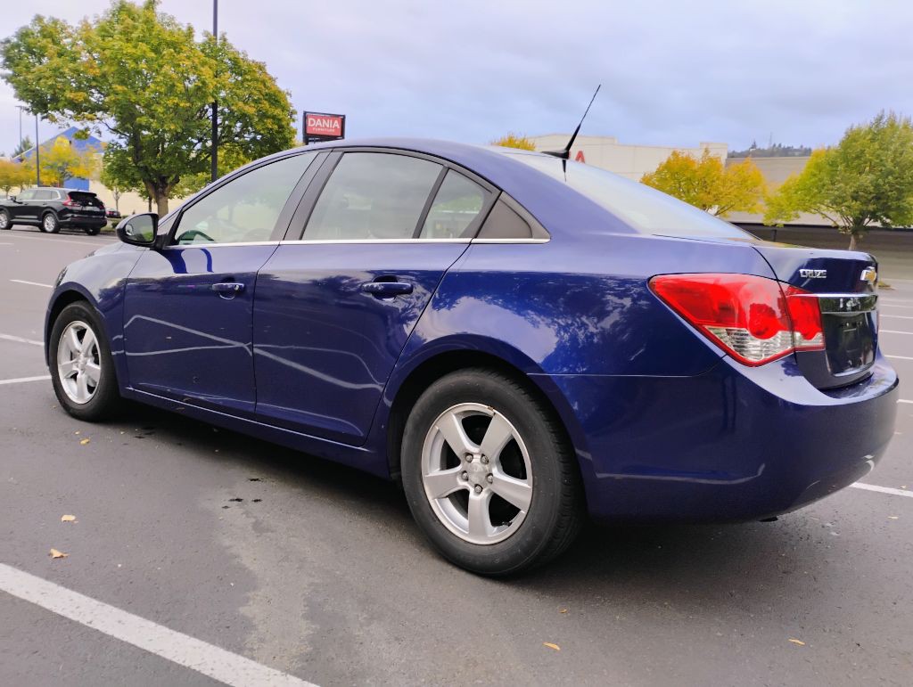 2012 Chevrolet Cruze Image 3